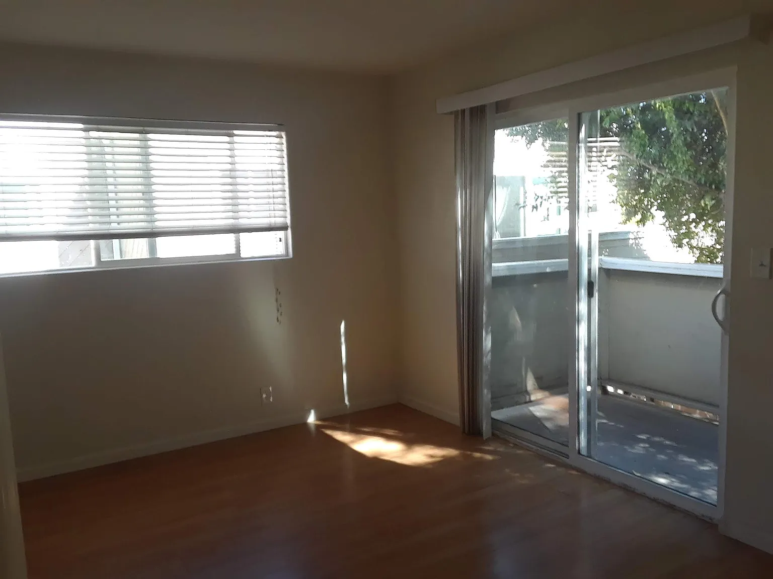 1600 Broadway St — Photo 2