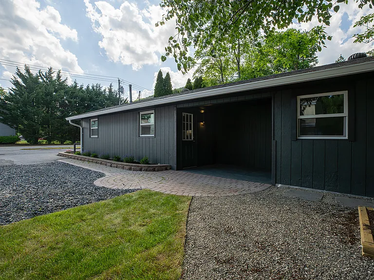 699 Jersey Ave #C — Photo 13