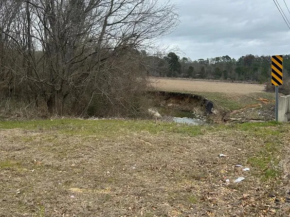 0 Adams, McComb, MS 39648