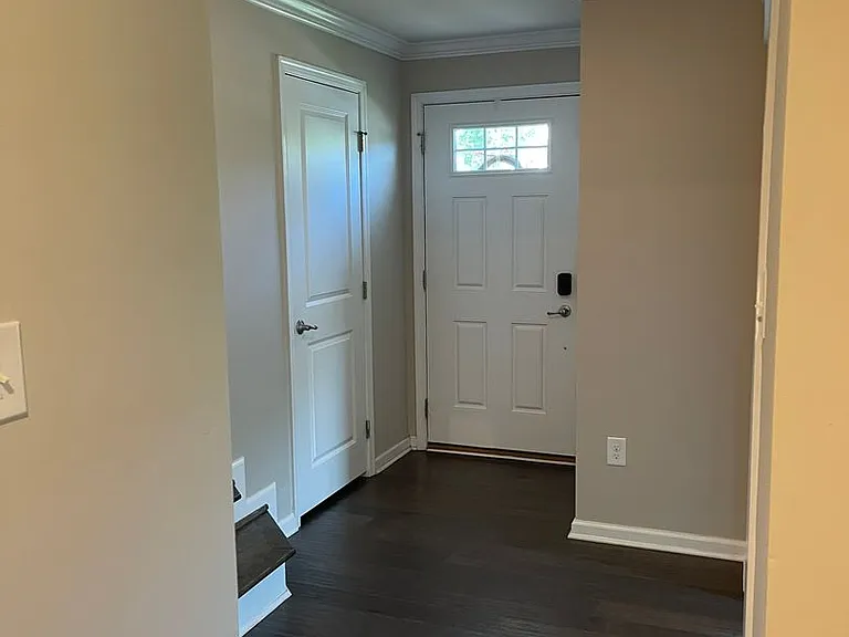 331 S Parkway Dr — Photo 22
