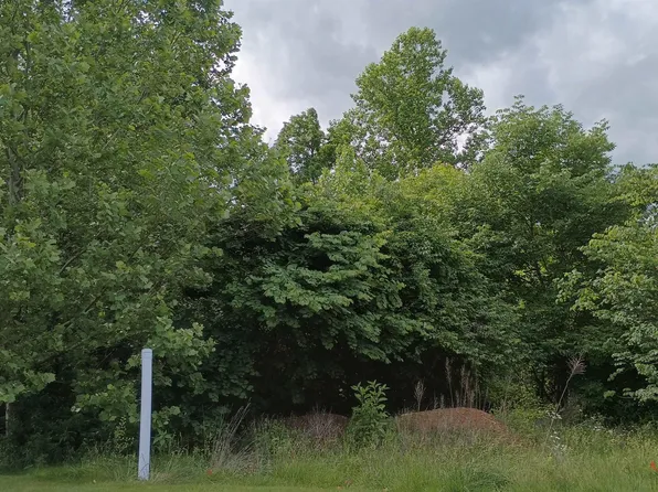 5062 & 5058 W September Dr, Bloomington, IN 47404