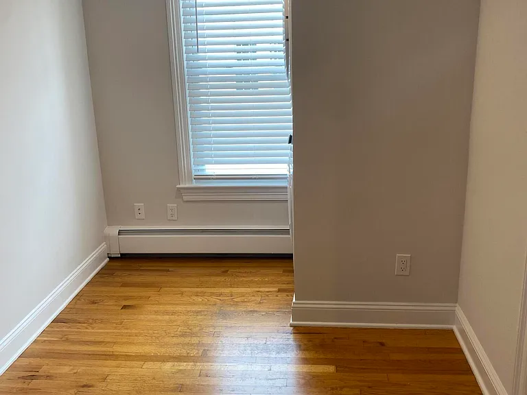 9 Sound View Ct #2B — Photo 5