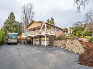 1417 Stardust Way, Medford, OR