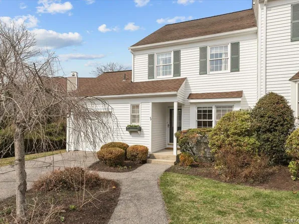 49 Winterberry Circle, Cross River, NY 10518