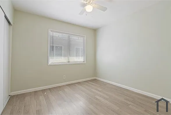 400 E Lancaster Blvd — Photo 12