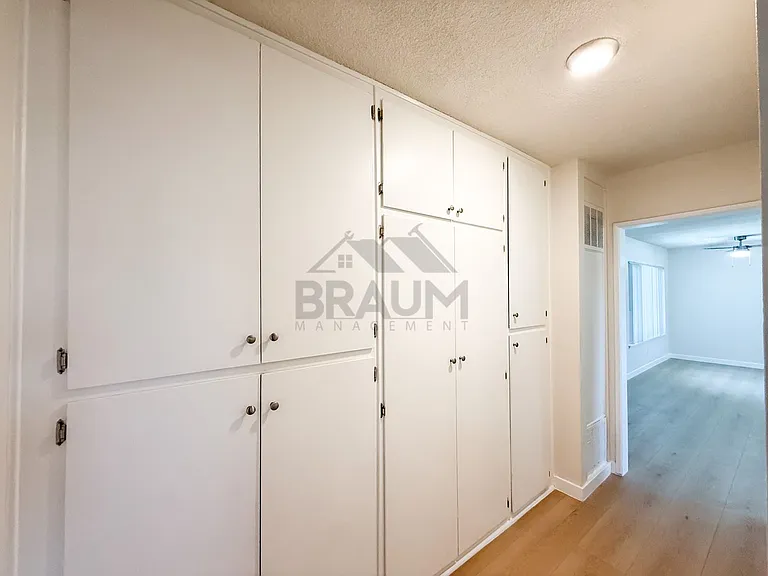 5131 Buffalo Ave — Photo 13