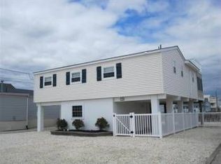 190 Flamingo Rd, Tuckerton, NJ 08087