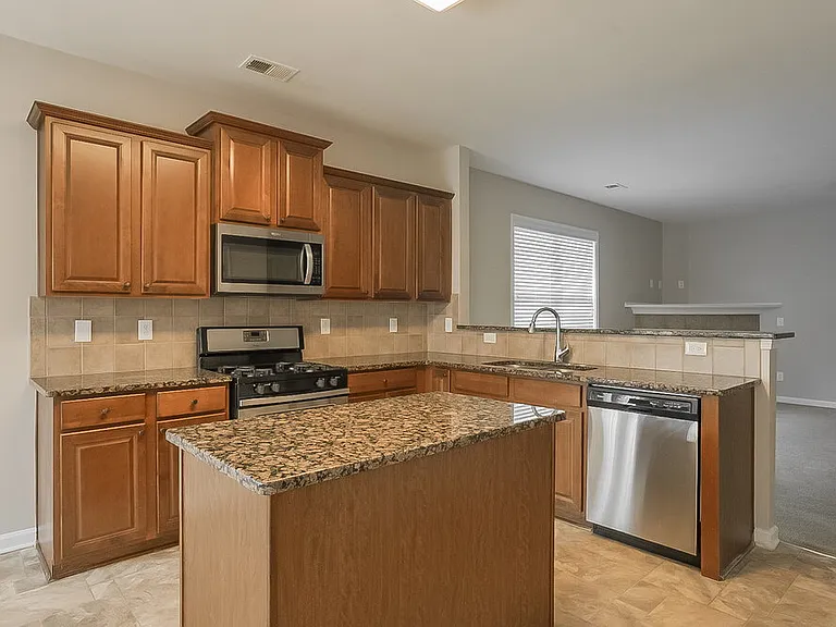 3253 Willow Meadow Ln — Photo 7