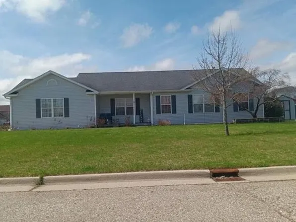 10074 Blue Jay Dr, Freeland, MI 48623
