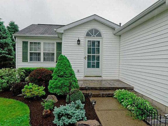2nd image of 18 Truman Way