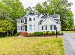 8064 Pebblepath Pkwy, Mechanicsville, VA 23111