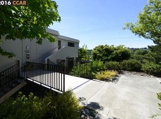 2408 Golden Rain Rd APT 3, Walnut Creek, CA 94595