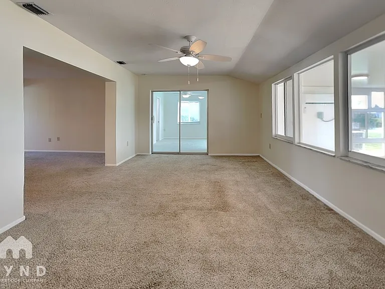 1511 W Del Webb Blvd — Photo 7