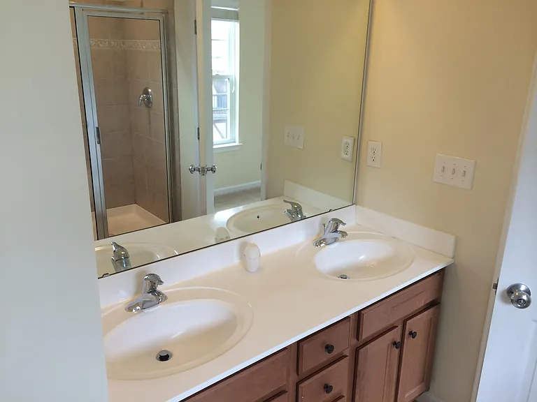 3341 Park South Station Blvd — Photo 17