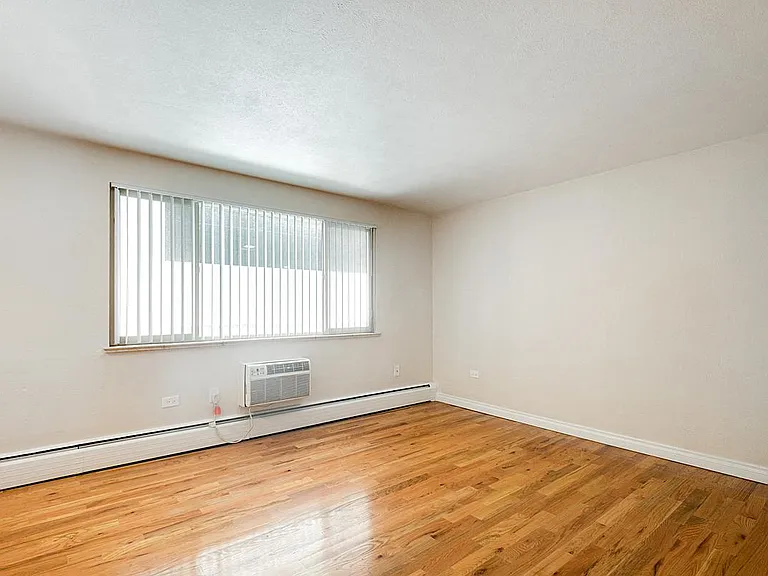 2156 S University Blvd — Photo 4