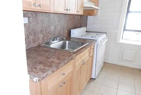 Rented by BRICK & GALO REALTY CORP | media 13