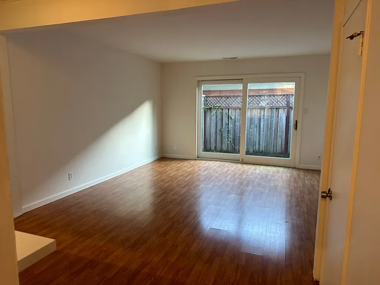 19 Pixley Ave — Photo 5