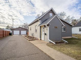 1707 8th St E, Menomonie, WI 54751