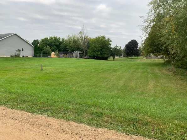 237 Ambler Dr, Brooklyn, MI 49230