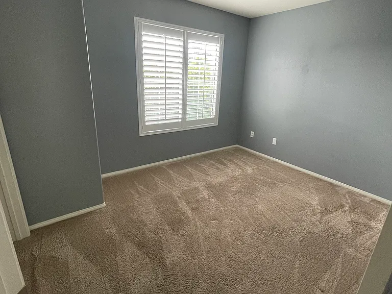211 Twin Falls Ct — Photo 14