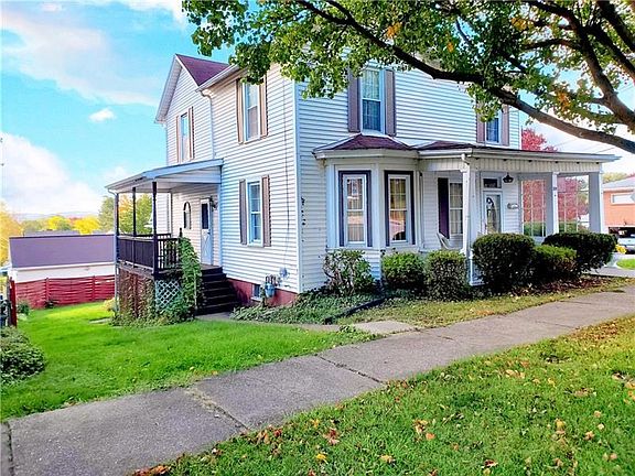 2nd image of 309 N Brady St