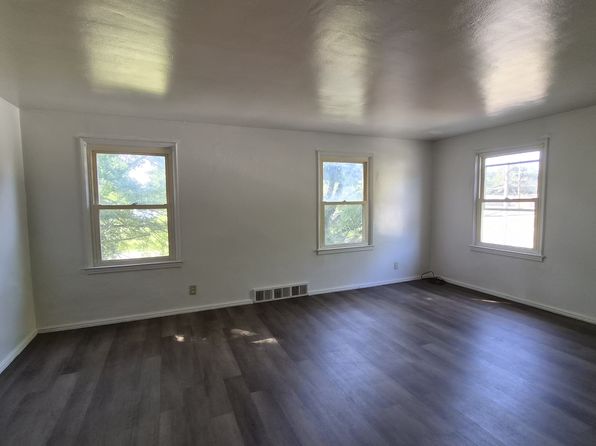 4911 Southern Blvd #2