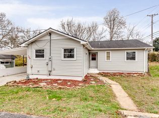 100 Townsend Rd, Oak Ridge, TN 37830