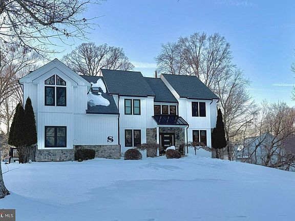 4th image of 78 Rocking Horse Way