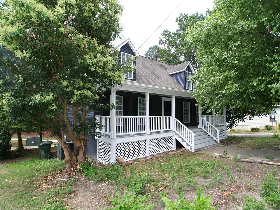 109 Ashe Ave