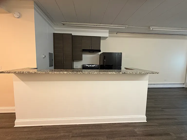 3956 N Oconto Ave — Photo 3
