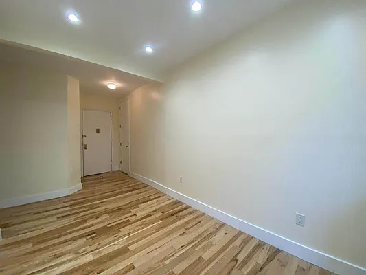 Rented by ORMIAN REALTY GROUP LLC | media 5