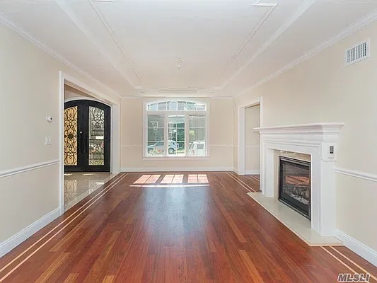 Sold by Douglas Elliman | media 6
