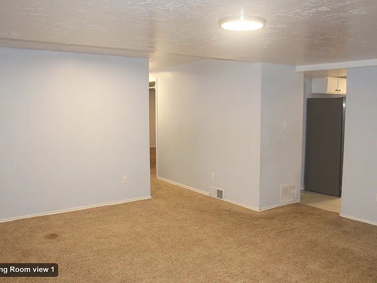 12900 S 2200 W #B — Photo 1