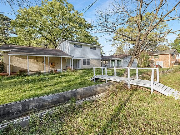 2nd image of 2305 Cherry Hill Rd