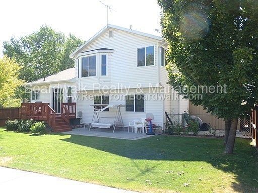 2nd image of 5587 S Walden Glen Dr