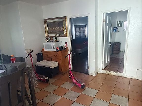 3rd image of 3463 City Terrace Dr