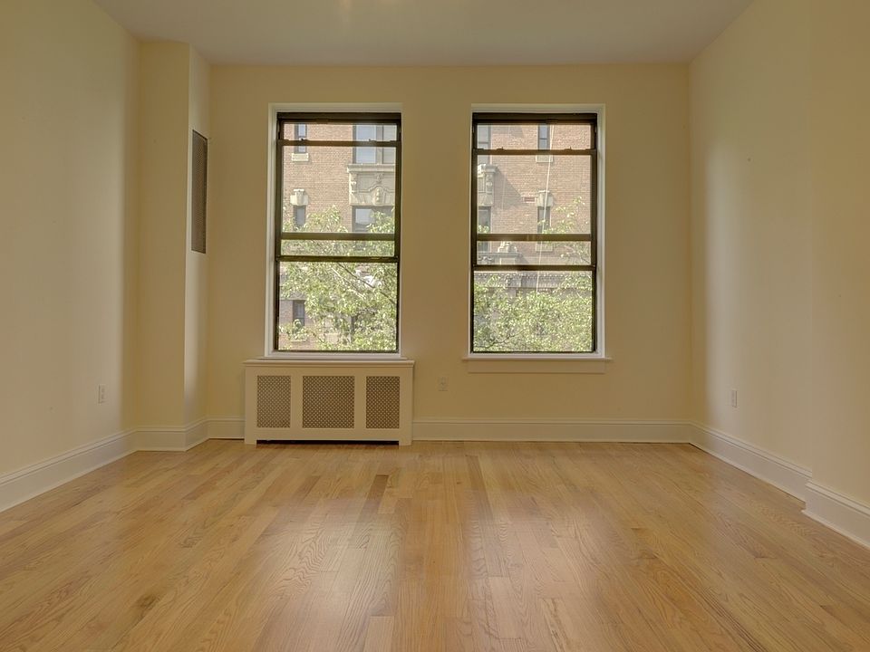 1st image of 139 W 69th St #7S