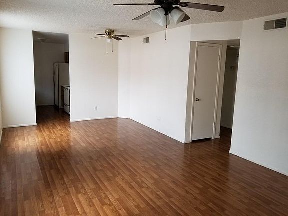 Living Room & Dining Room!