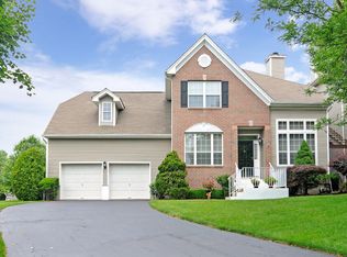 1 Canterbury Way, Wayne, NJ 07470