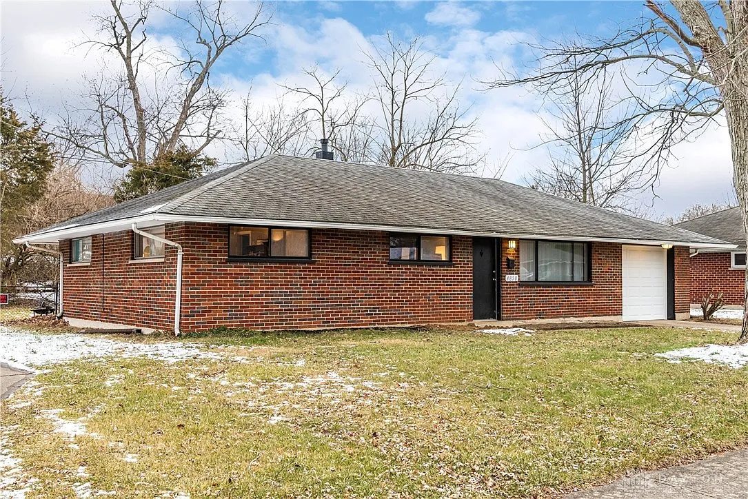 Building Photo - 4850 Delba Dr