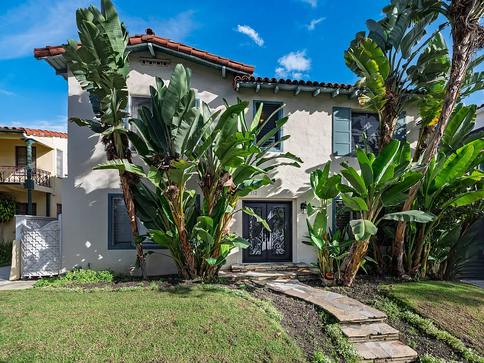 152 N Arnaz Drive