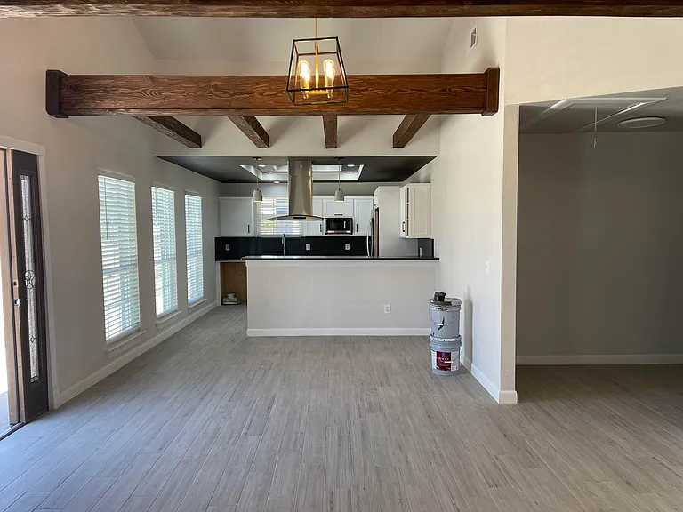 330 Plantation — Photo 8