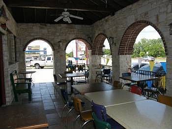 4th image of 109 N Hwy 183