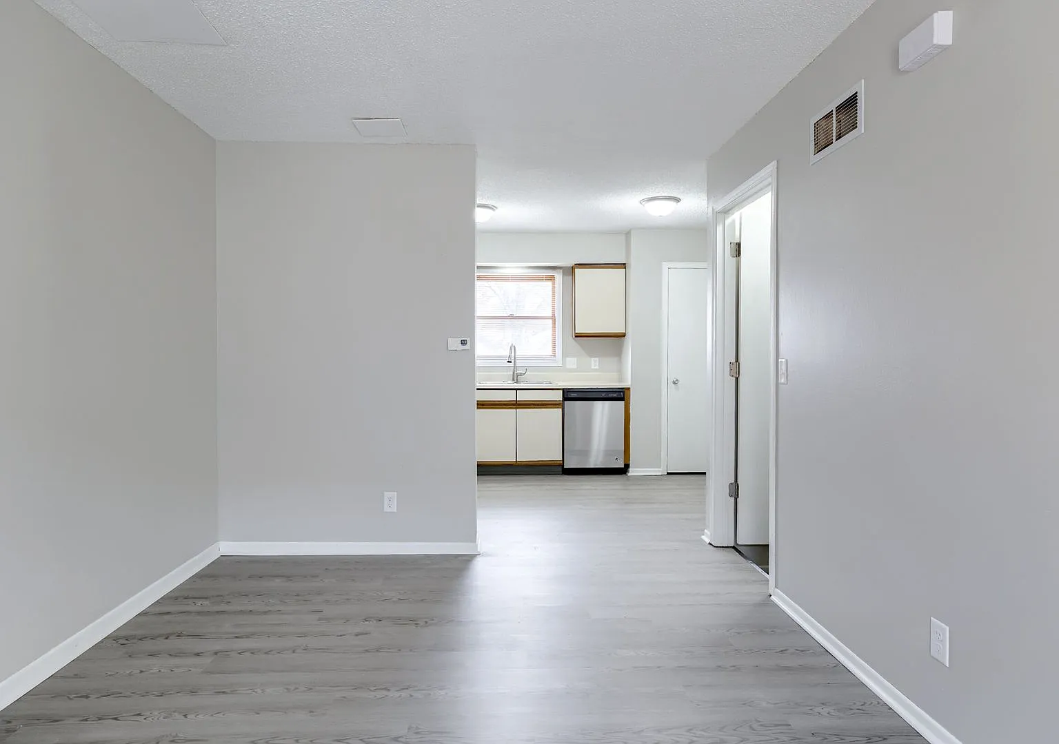 4928 Dudley Street — Photo 2