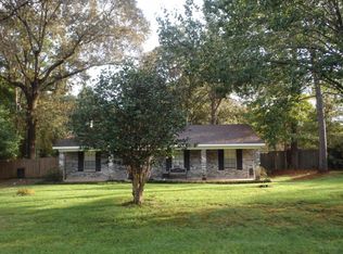 9855 Gallops Creek Dr, Wilmer, AL 36587