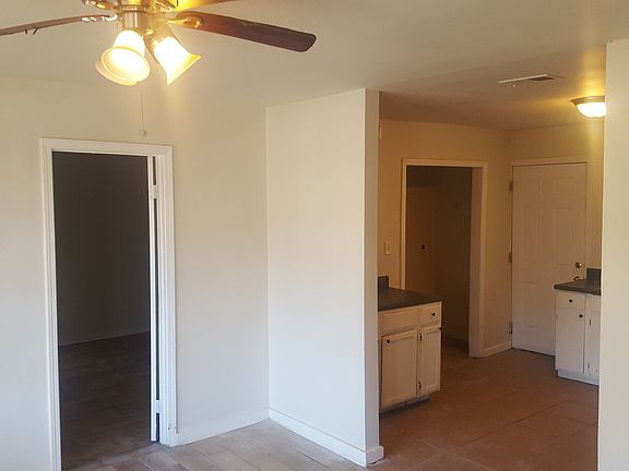 4th image of 1647 Bridgeport Dr NW
