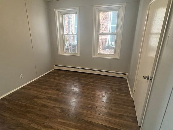 5th image of 324 S 7th St #1