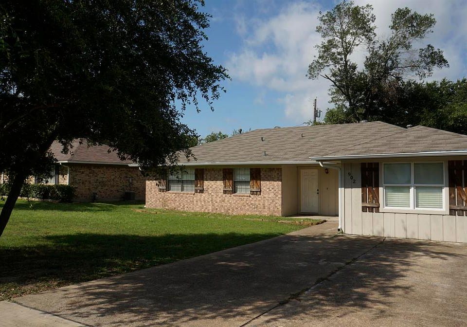 1st image of 902 Welsh Ave #902