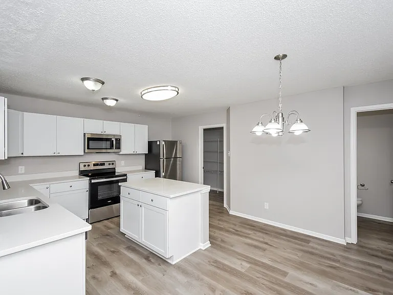 12432 Bearsdale Dr — Photo 7