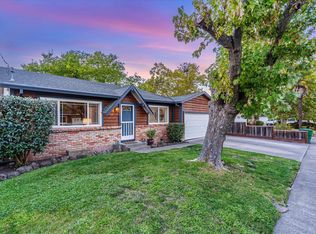 3031 Hardies Ln, Santa Rosa, CA 95403